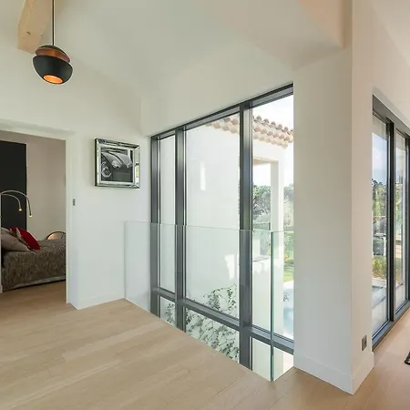 Villa 27