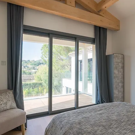 27 Villa Saint-Tropez